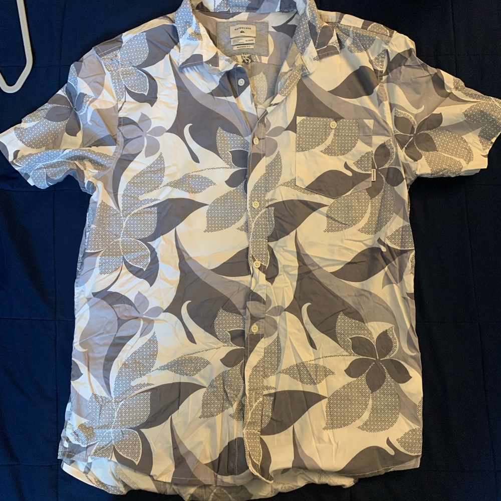 Mens quiksilver button up shirt